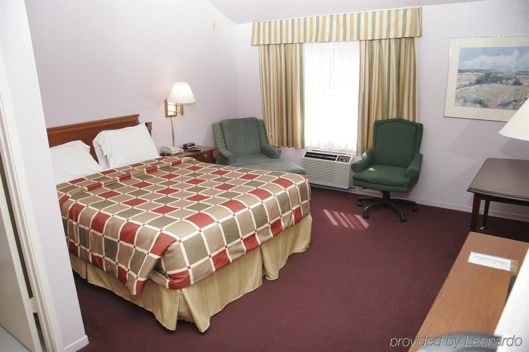 Keefers Inn King City Δωμάτιο φωτογραφία