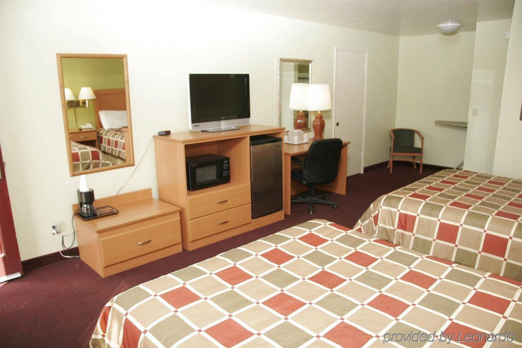 Keefers Inn King City Εξωτερικό φωτογραφία